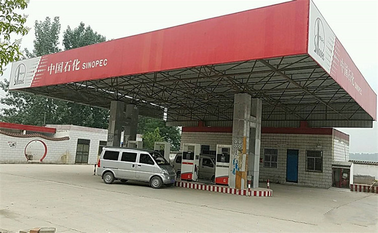 和龙加油站钢结构网架案例5